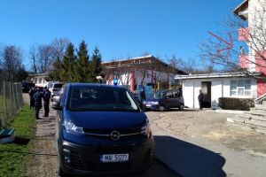 Incredibil! Au reclamat condiţiile din centrele de carantinare, dar au refuzat să fie mutaţi