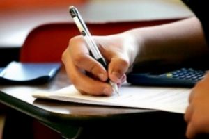 OFICIAL - Simulările pentru bacalaureat şi evaluările naţionale au fost suspendate: decizia s-a publicat în Monitorul Oficial