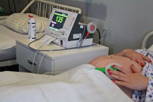 Măsuri de prevenţie pe secţiile de obstetrică-ginecologie şi neonatalogie