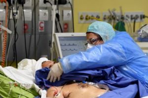 Universitatea din Piteşti lucrează la prototipul unui aparat de ventilat mecanic