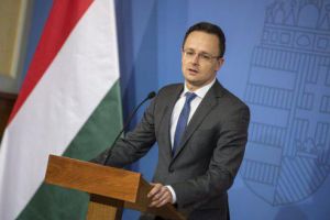 Guvernul Ungariei trimite teste pentru Covid-19, măşti şi echipamente de protecţie pentru maghiarii din Transilvania