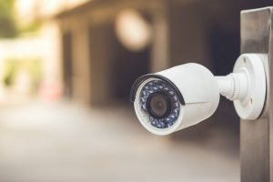 Atenţie, nu se filmează! Universitatea din Oradea, obligată să instaleze sisteme de supraveghere video