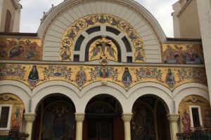 Slujbă de Florii live, pe internet, şi cu limbaj mimico-gestual, la biserica din Iosefin, în Timişoara