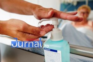 Un nou lot de viziere şi dezinfectanţi a fost distribuit către două spitale, Direcţiei de Sănătate Publică şi personalului SMURD