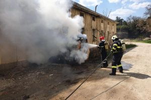 UPDATE| FOTO. Incendiul din zona Palatului Principilor a fost lichidat, fără pagube majore