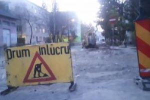 Strada Dealului şi o nouă porţiune din strada Crângului se închid pentru reparaţii