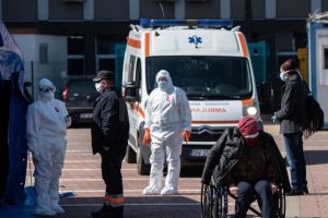 70 de suceveni s-au vindecat de noul coronavirus, iar alţi 365 de bolnavi au fost externaţi