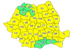 Atenţionare meteorologică: cod galben de vânt şi ninsori la munte