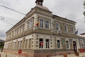 Primăria Abrud îşi reia, de astăzi, programul normal de funcţionare: Toate testele angajaţilor au fost NEGATIVE