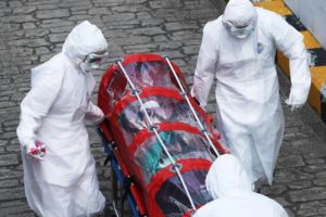 O persoană testată pozitiv la COVID-19 în judeţul Harghita, a fost transferată la un spital din judeţul de domiciliu