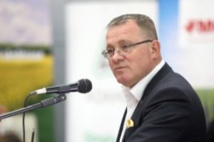 Dupa ce au trimis romanii la cules, liberalii ne lasa si fara mancare! Ministrul Agriculturii ia in calcul EXPORTUL cerealelor, dupa ce UE s-a plans