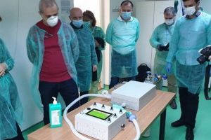 REUȘITĂ. Ventilatorul mecanic inventat în Mureş testat pe pacienţi!