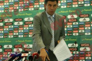 Un fost component al „Generaţiei de Aur” a primit propunerea de-a candida împotriva lui Răzvan Burleanu. Ce răspuns a dat fostul internaţional