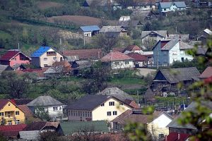 Bărbatul cu Covid-19 din Dumitra a murit. De ce nu poate participa nici măcar familia la înmormântare
