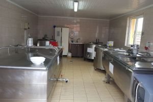 FOTO, VIDEO. Un centru de colectare a laptelui ecologic de pe Valea Sebeşului, cu 37 de producători certificaţi, unul dintre furnizorii companiei Napolact