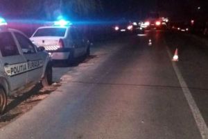 SUSPECT DE CORONA, ŞI-A SCUIPAT VECINUL