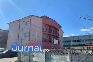Scandal în familie la un centru de carantină, aplanat de un jandarm