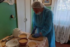 Îngrijitorii la domiciliu –  oamenii care fac viaţa mai frumoasă persoanelor în vârstă