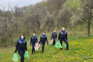 Poliţiştii vrânceni în misiune… umanitară tocmai la Piscu Reghiului