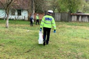 Alimente pentru nevoiaşi cumpărate de poliţiştii timişeni cu bonuri obţinute din donarea de sânge
