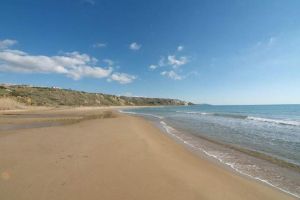 Noua normalitate de după pandemie trebuie inventată – Propuneri pentru plaje în Italia