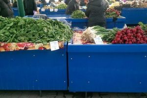 Târgu-Mureş: Comercianţii care nu sunt producători, scoşi din pieţe!