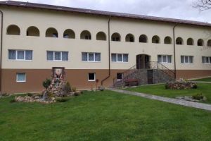 „Solidaritate pentru Viaţă”: Cadre medicale din Aiud cazate la Mănăstirea Dumbrava