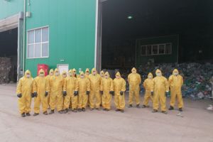 Lucrătorii Depozitului Ecologic din Braşov rămân în sprijinul comunităţii, în această perioadă, pentru a prelua, trata şi elimina controlat deşeurile din tot judeţul