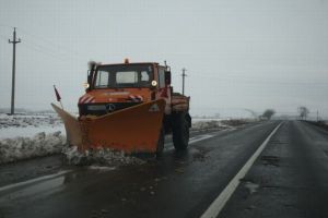 VIDEO Zăpada mieilor. Starea drumurilor naţionale în Regiunea Centru