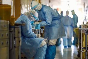 Surse: Încă două decese în Bihor şi 12 noi cazuri de infectare cu coronavirus. O parte din persoanele Covid-pozitive sunt tratate într-un centru de carantină anume amenajat