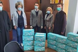 Consiliul Judeţean a donat măşti voluntarilor care vor aduce lumină ploieştenilor în noaptea de Înviere