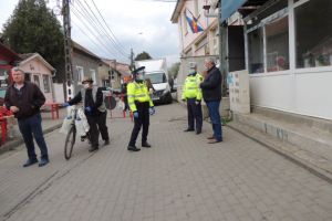 În Alba: 334 persoane în carantină, 728 izolate la domiciliu. În ultimele 24 de ore au fost aplicate amenzi de aproximativ 93.000 lei