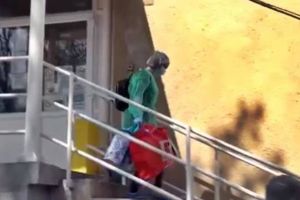 Șase mame s-au vindecat de COVID-19, la Timişoara. Au fost externate de la Maternitatea Bega