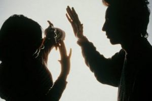 Efect Covid-19 în Mureş. Creştere alarmantă a cazurilor de violenţă în familie!