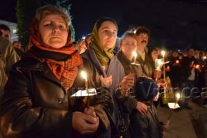 VIDEO-ULTIMĂ ORĂ: Slujbele de Înviere, fără credincioşi | Sfintele Paşti se împart la domiciliile credincioşilor de către voluntari