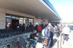 Kaufland şi-a MODIFICAT PROGRAMUL. Când se pot face cumpărături