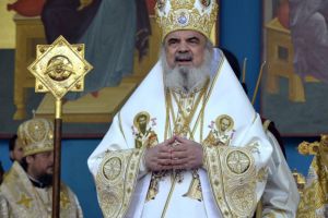Patriarhul în Pastorala de Paşti: Când vedem atât de multe semne ale bolii şi morţii, ...
