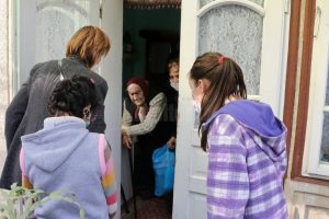 800 din cele 1000 de pachete cu alimente oferite de Primăria Suceava au fost distribuite, dar ...