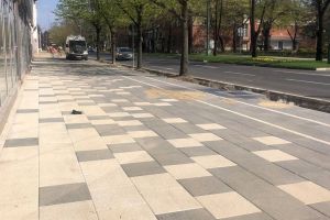 OAR: Trotuarele-şotron sunt ilegale, nu respectă cerinţele de calitate. Robu: Vom avea cele mai frumoase trotuare din România