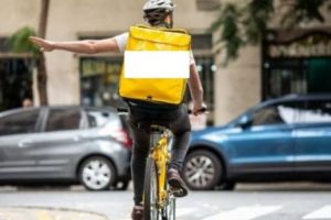 A VRUT SĂ FIE CURIER ÎN PITEŞTI