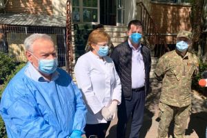 VIDEO: Pacienţii pozitivi COVID-19 pot fi trataţi la domiciliu în baza unei declaraţii pe propria răspundere