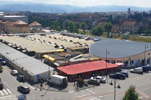 Măsuri de siguranţă luate în pieţele din Sibiu – Cum se face accesul în sectoarele cu carne de miel