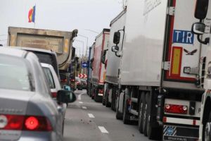 Restricţii de tonaj ridicate pe perioada stării de urgenţă pe DN 1 Braşov – Ploieşti şi alte drumuri naţionale