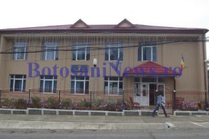 Primărie din Botoşani închisă din cauza COVID. Primar: Le-am spus să stea toţi acasă să vedem ce se întâmplă