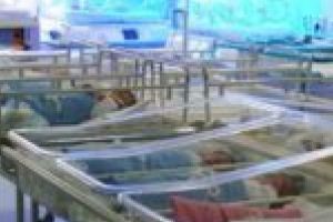 Atenţie sporită la Maternitatea Bega! Un bebeluş diagnosticat cu COVID-19 prezintă modificări pulmonare