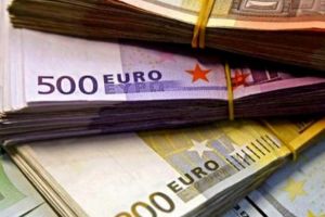 Mai mulţi medici români din Franţa au strâns 30.000 de euro pentru Spitalul Judeţean Suceava