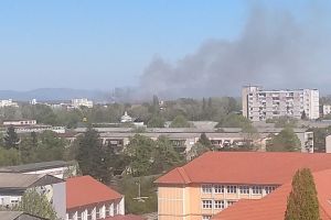 Un nou incendiu de vegetaţie în Satu Mare. Intervin pompierii