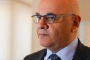 În vreme de pandemie, românii au cea mai mare încredere în Arafat. Iohannis şi Orban… mai la urmă