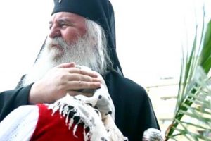 Mitropolitul Banatului, mesaj de Paşti: „Să ne rugăm pentru toţi care, în aceste clipe de grea încercare a neamului nostru, stau de strajă vieţii”