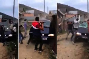 VIDEO Imagini de groază in prima zi de Paste. Bătaie cu bâte şi lopeţi în plină stradă. O maşină intră în plin în toţi oamenii